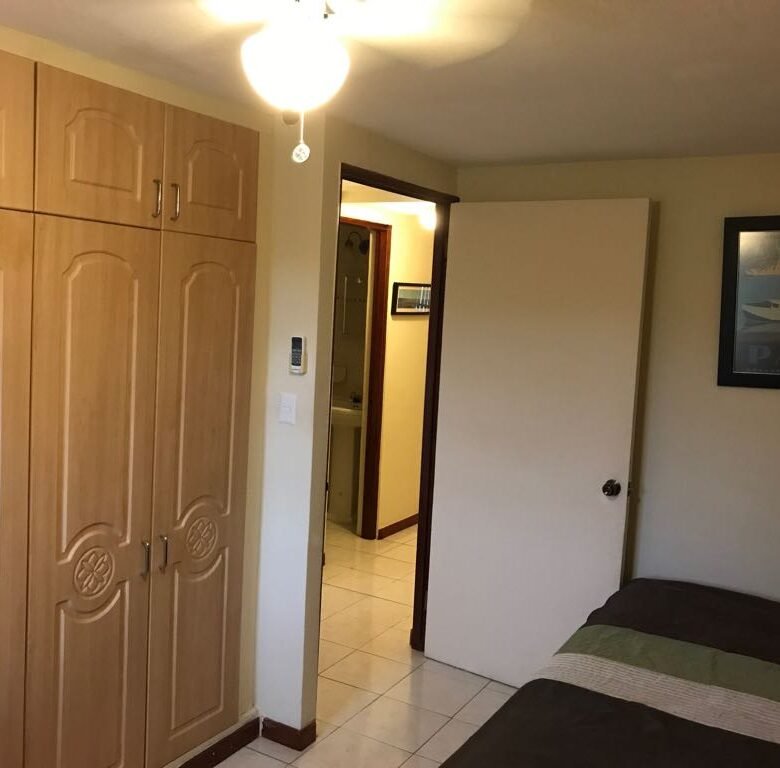 Albrook: Cómodo, en Pacífica Naturaleza, Apartamento Amoblado, 3 Recámaras, 2 Niveles