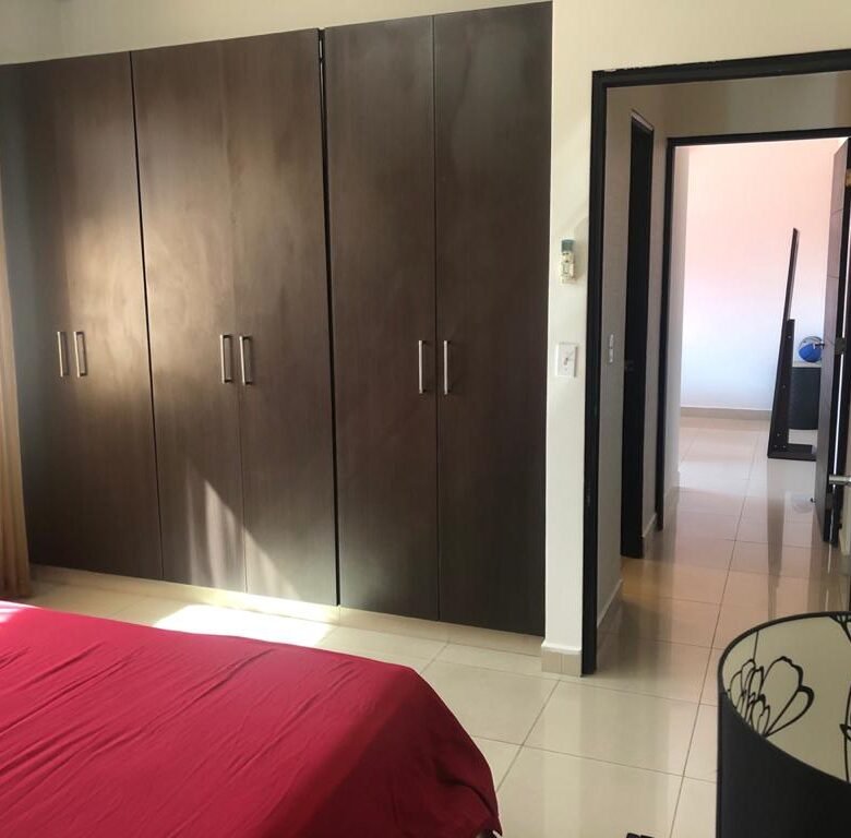 Obarrio, Area Bancaria, Al Lado Soho Mall: Apartamento de 3 Recamaras + Cuarto de Servicio