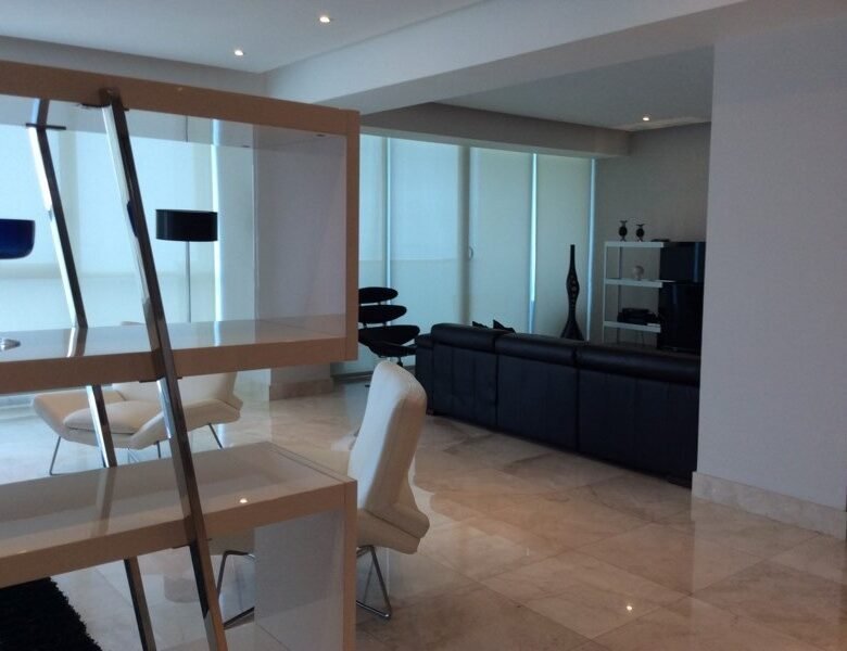 Vitri – Costa del Este Frente Al Mar: Amoblado y Decorado Para La Venta