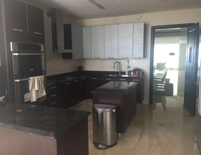 Vitri – Costa del Este Frente Al Mar: Amoblado y Decorado Para La Venta