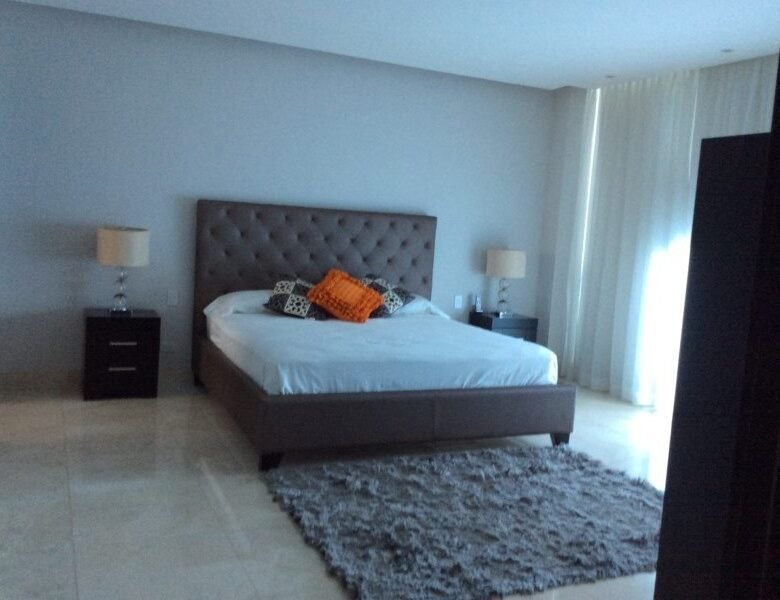 Vitri – Costa del Este Frente Al Mar: Amoblado y Decorado Para La Venta