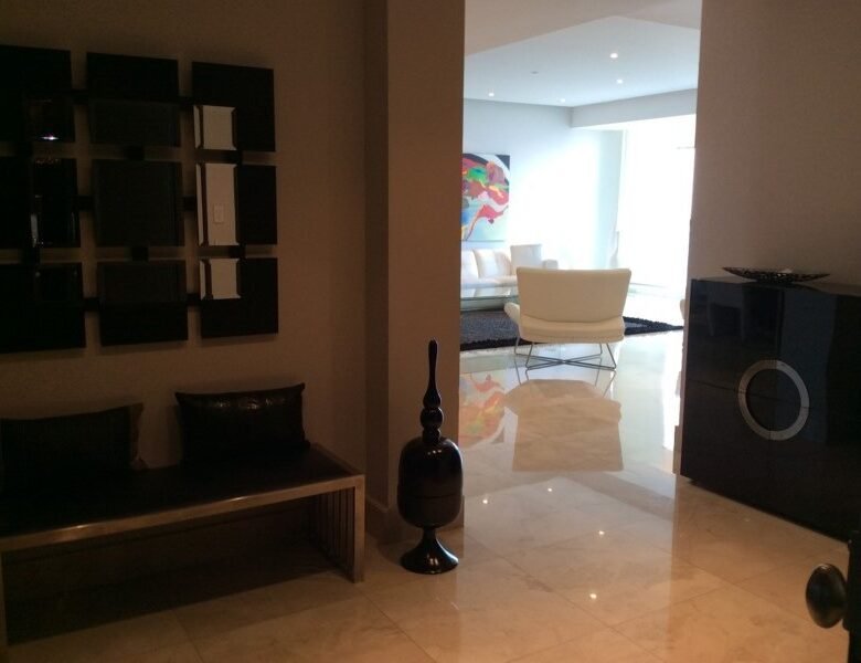 Vitri – Costa del Este Frente Al Mar: Amoblado y Decorado Para La Venta