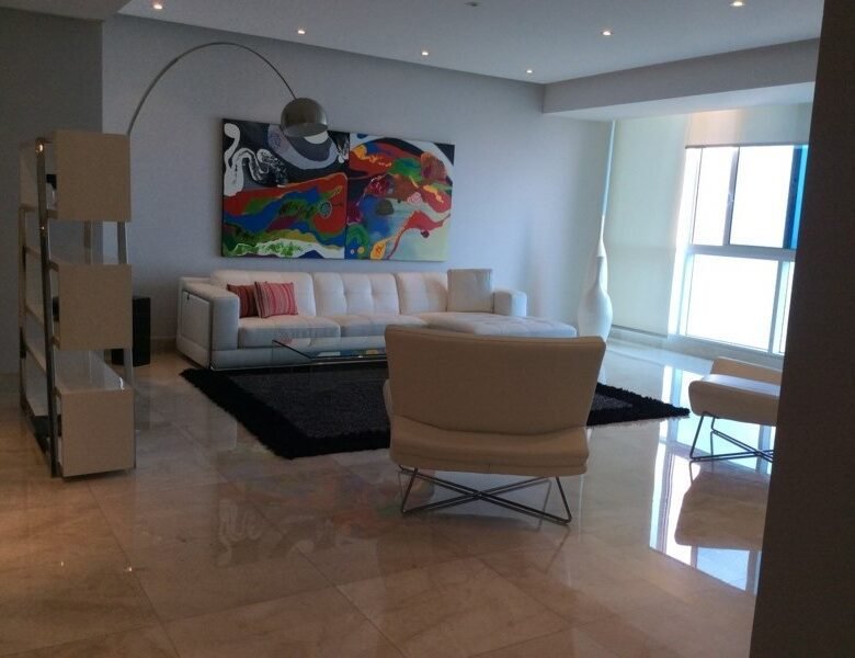 Vitri – Costa del Este Frente Al Mar: Amoblado y Decorado Para La Venta