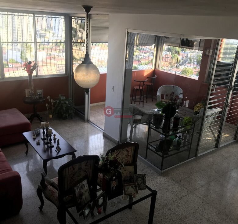 San Francisco, Cerca Parque: Apto Tipo Duplex, 177 m², 3 Habitaciones