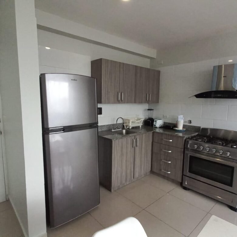San Francisco – Red Point: Cerca Parque Omar, Amoblado, 2 Habitaciones, 2 Baños