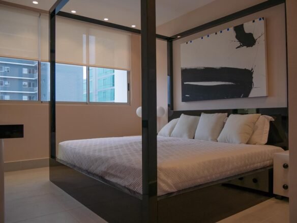 San Francisco: Apto con Doble Altura, 3 Recs con Baño, Den, Cuarto de Servicio