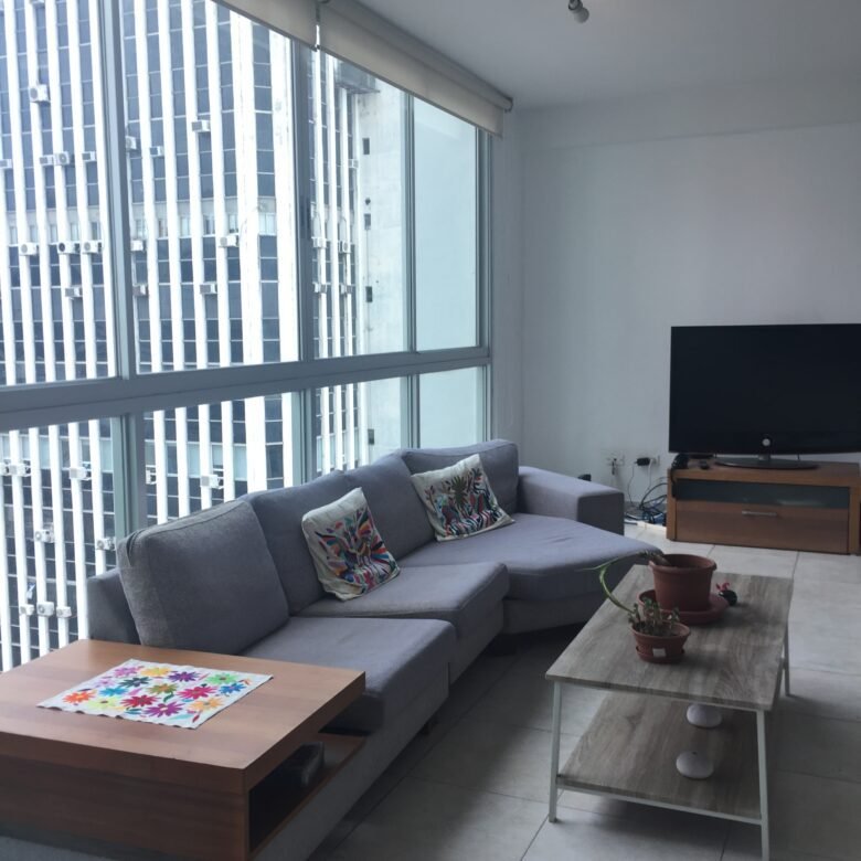 Bella Vista – Apartamento en Torre Seawaves: Amoblado Completo