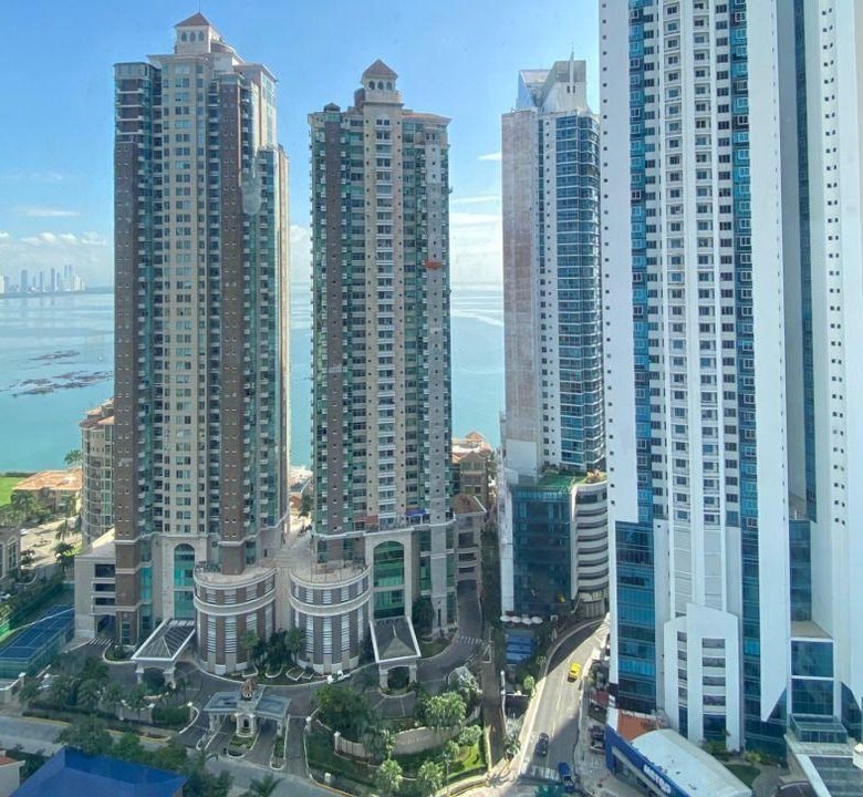 Punta Pacifica: Llave en Mano, con vista al mar, apartamento Amoblado, 3 Habitaciones