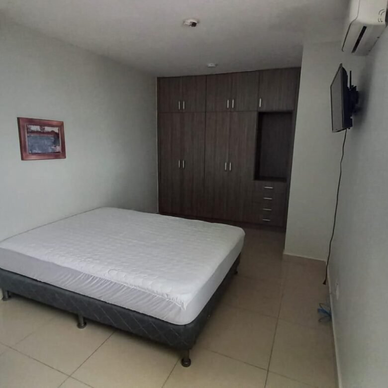 San Francisco – Red Point: Cerca Parque Omar, Amoblado, 2 Habitaciones, 2 Baños