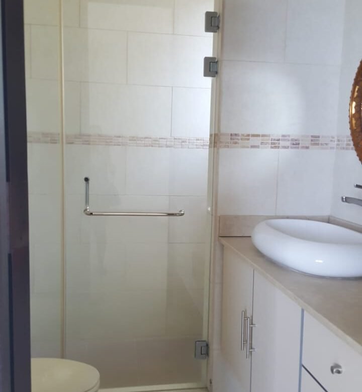 Paitilla – Winston Churchill – Vista Al Mar: 280 m², 3 o 4 Habitaciones, Línea blanca y Aire acondicionado