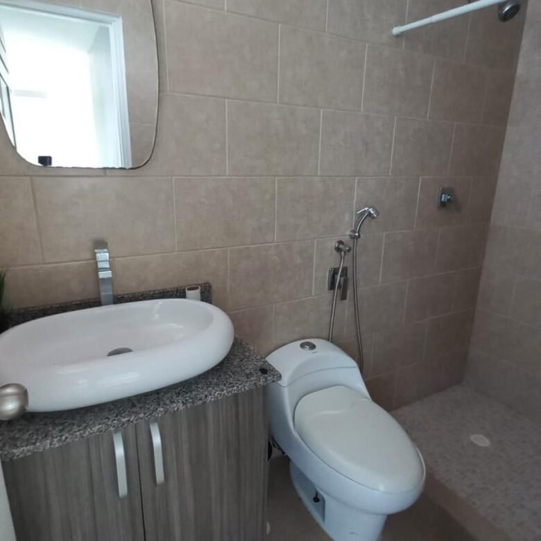 San Francisco – Red Point: Cerca Parque Omar, Amoblado, 2 Habitaciones, 2 Baños