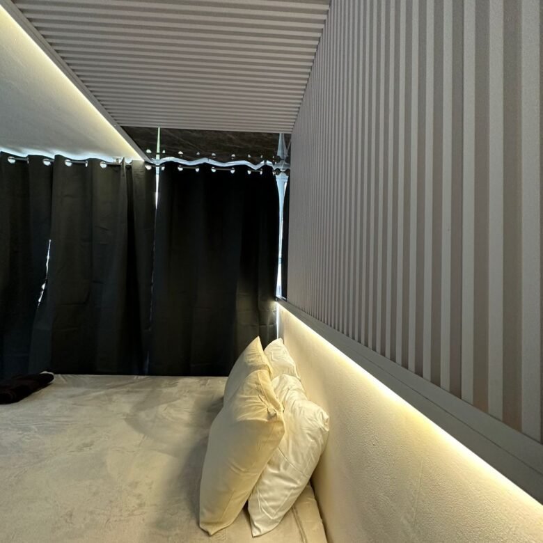 Apartamento Amoblado en Bella Vista: Torre de Reciente Construcción, 3 Recámaras