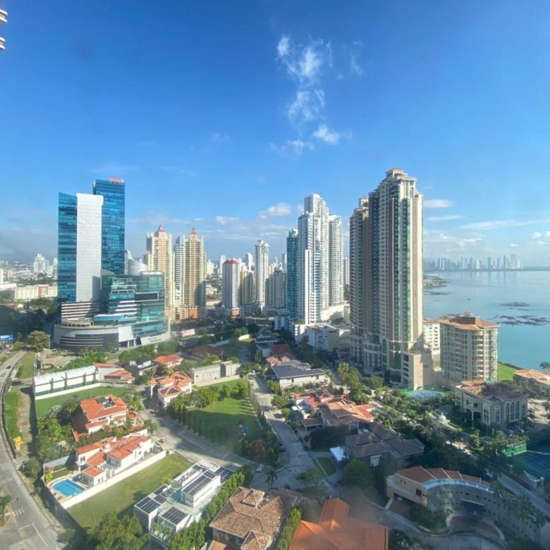 Punta Pacifica: Llave en Mano, con vista al mar, apartamento Amoblado, 3 Habitaciones
