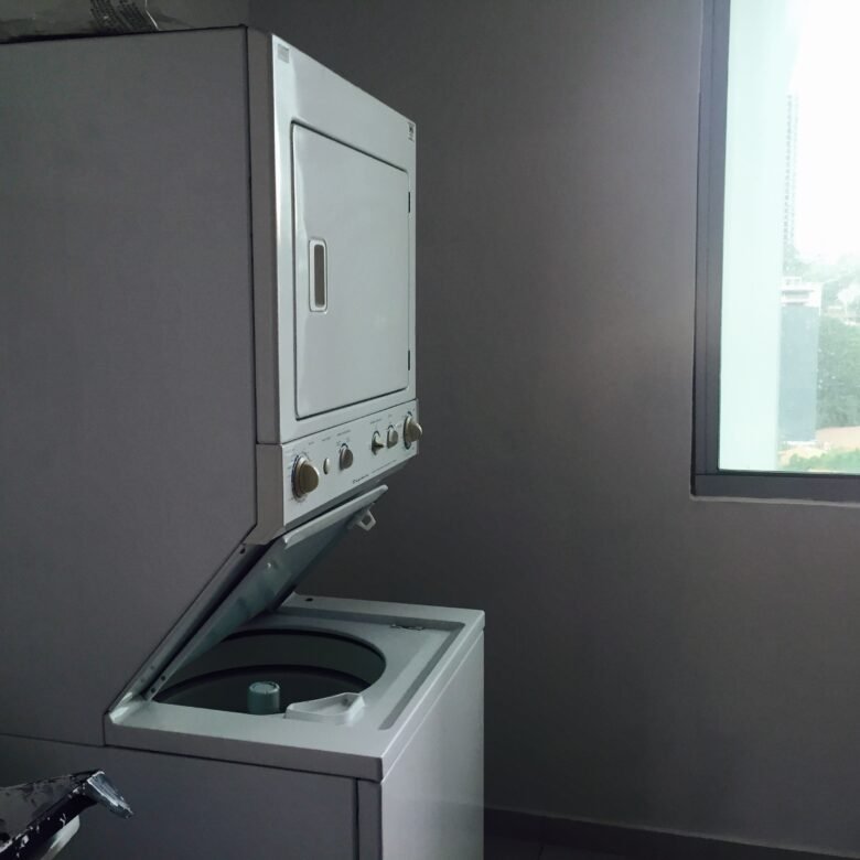 Bella Vista – Apartamento en Torre Seawaves: Amoblado Completo