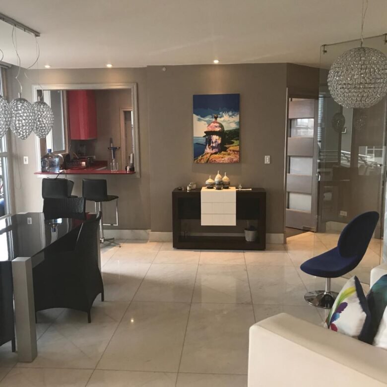 Luxor 200, El Cangrejo: Hermoso Apartamento Remodelado, con Jacuzzi