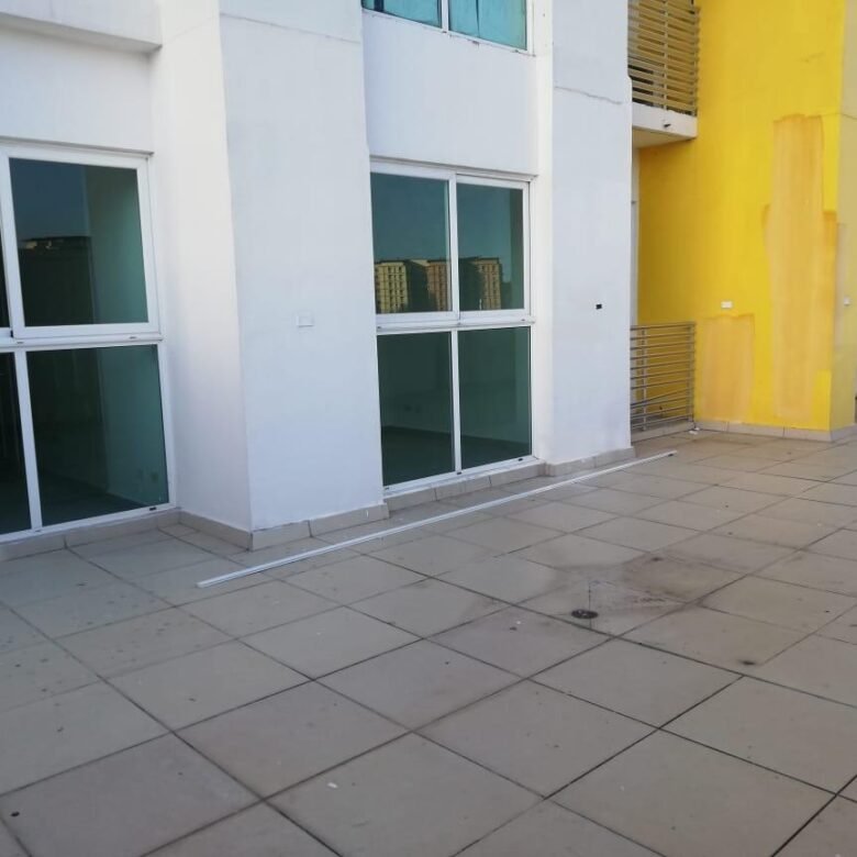 Pent House en Condado del Rey, Altos de Panama: Kings Park 500, 3 Recamaras