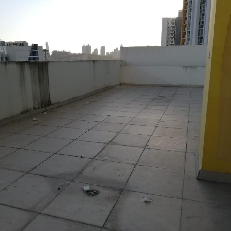 Pent House en Condado del Rey, Altos de Panama: Kings Park 500, 3 Recamaras