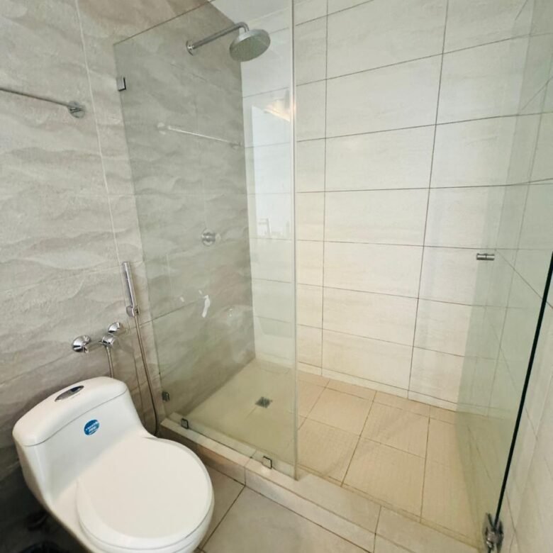 El Cangrejo: Luxor 300, Amoblado, Apartamento de 2 Habitaciones, Aire acondicionado Inverter