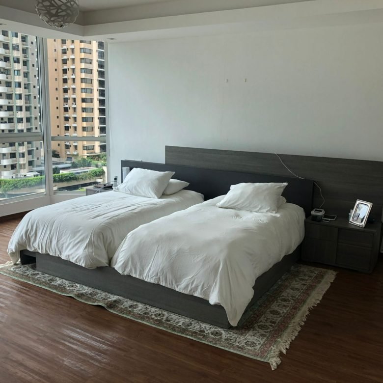 Paitilla – Vista Al Mar: Amoblado, Apartamento de 350 m², 3 Habitaciones, Den