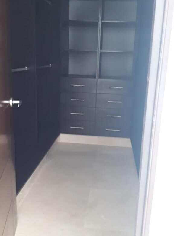 Costa del Este – Vista Al Mar: Torre Paramount, 3 Habitaciones, 3 Parking