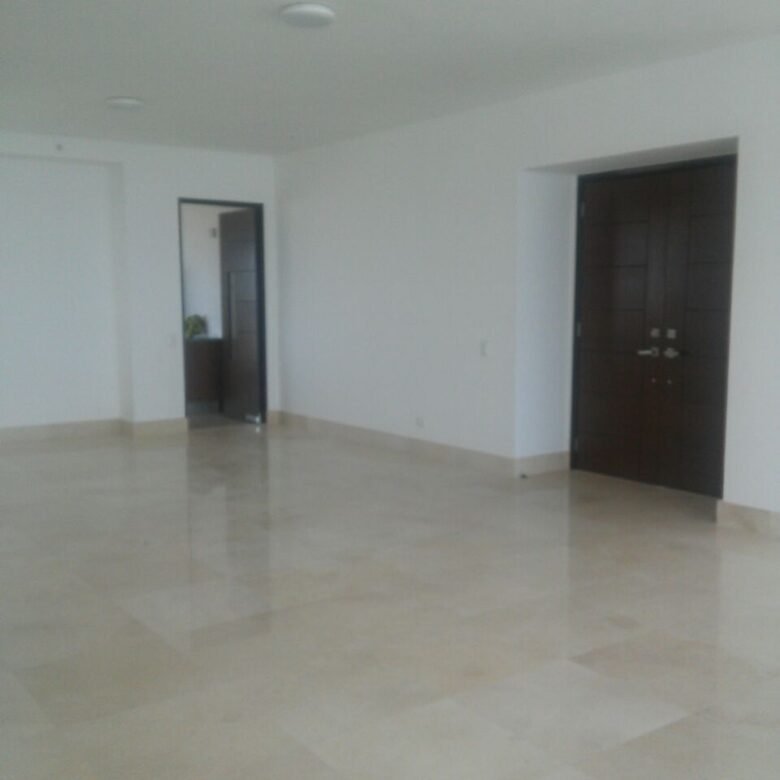 Costa del Este – Vista Al Mar: Torre Paramount, 3 Habitaciones, 3 Parking