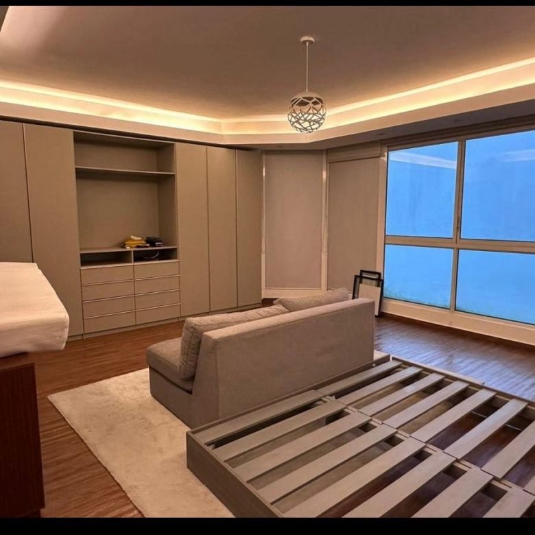 Paitilla – Vista Al Mar: Amoblado, Apartamento de 350 m², 3 Habitaciones, Den