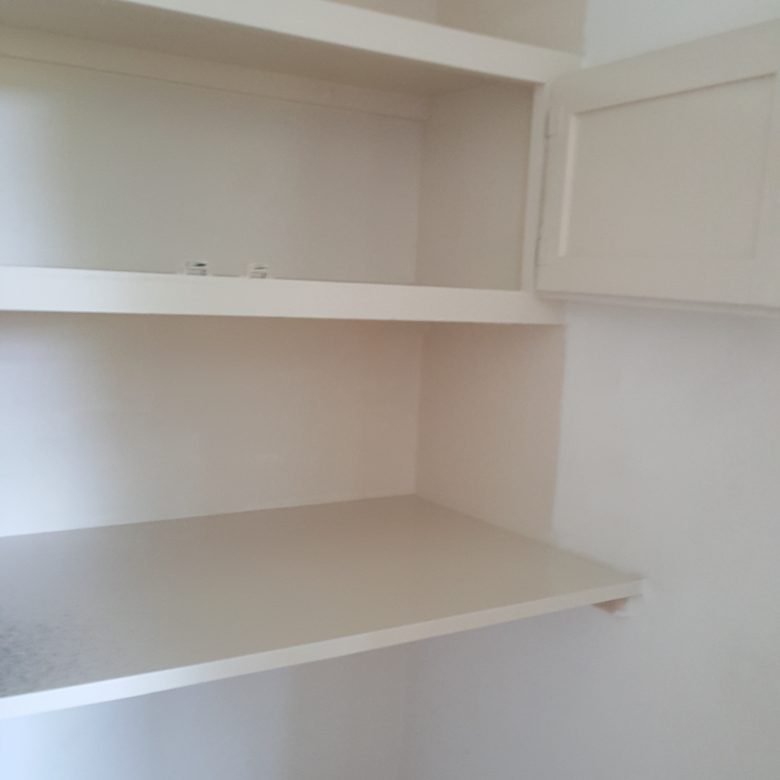 Balboa, Ancon, Cl Tabernilla: Apartamento de 3 Habitaciones, 2 Baños, 2do Piso