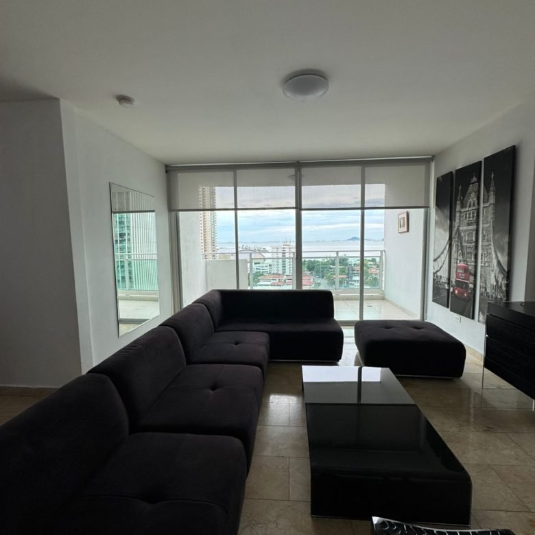 Apartamento Semi – Amoblado, Punta Pacifica, Vista Al Mar: de 4 Habitaciones