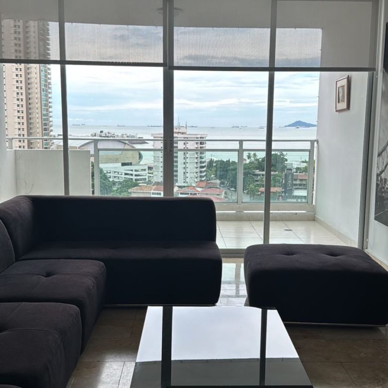 Apartamento Semi – Amoblado, Punta Pacifica, Vista Al Mar: de 4 Habitaciones
