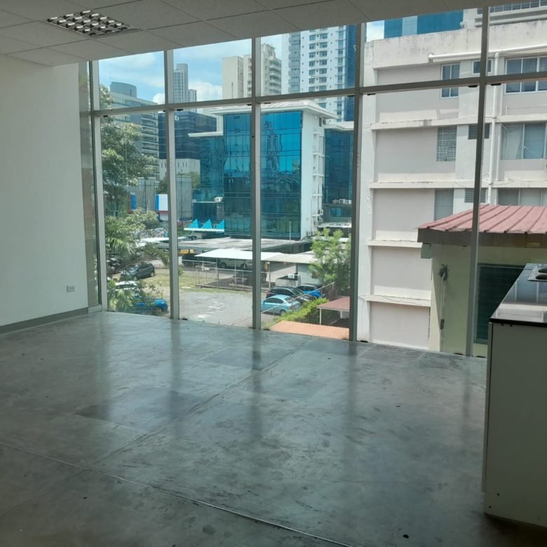 Calle 50 – San Francisco, Cerca SOHO Mall (A Pocos m de Cl 50): 200 m² Oficina Terminada