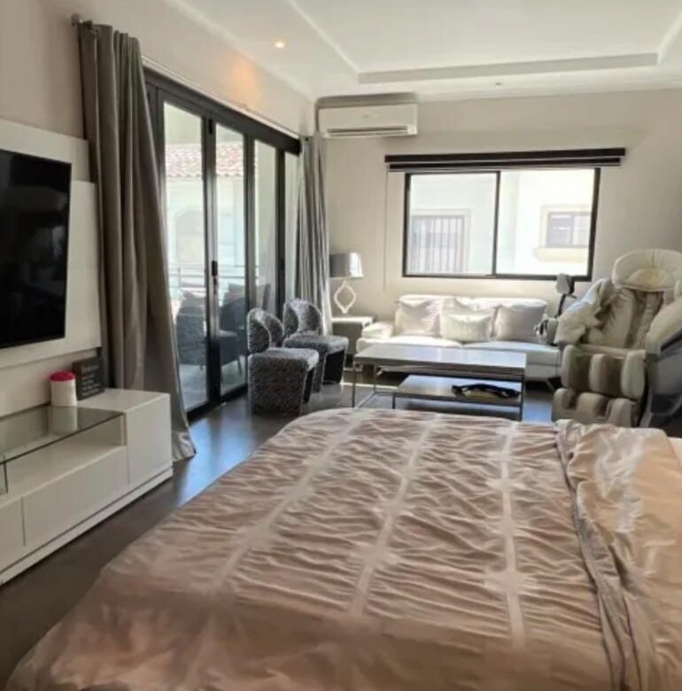 Casa en Residencial de Lujo en Costa del Este, Pocas Residencias