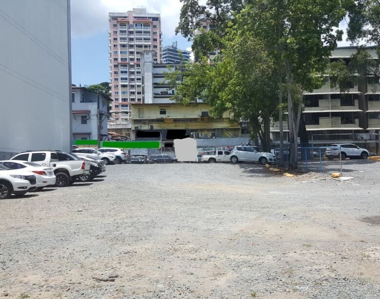 Sobre Calle 50: Rm3c2, Terreno en Alquiler, 1080 m², con 26 m Aprox de Frente