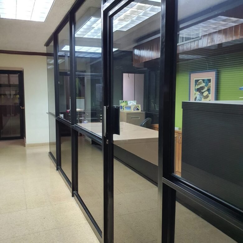 Obarrio / Area Bancaria: Rm3 Mcu3, Edificio en Venta, Apartamentos + Locales