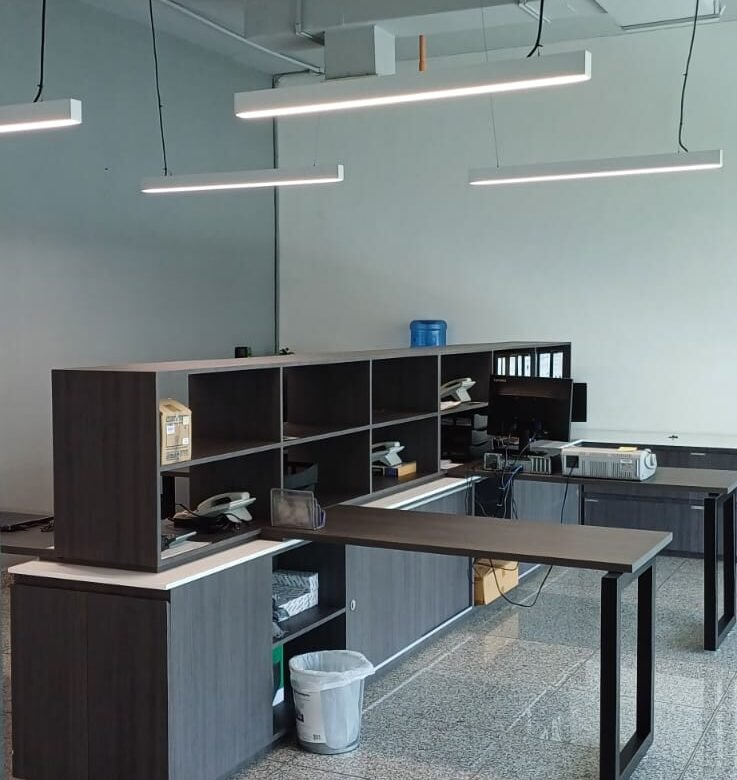 Costa del Este – Exclusivo: Oficina Semi – Amoblada, Torre Corporativa, 107 m²