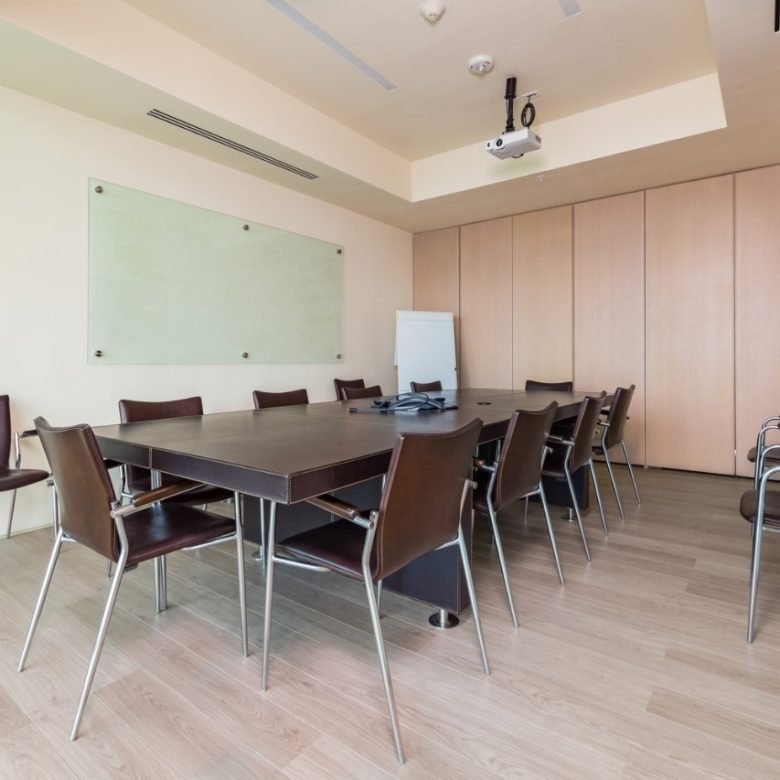 Torre Tower Bank – Calle 50 – Piso de Oficina, Remodelada, Piso Alto