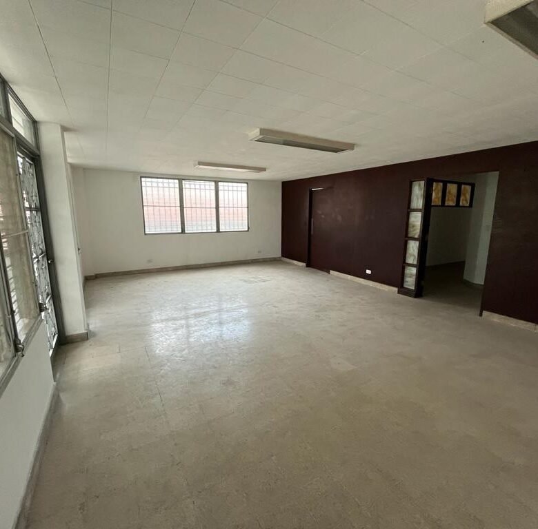 Edificios Via Argentina, El Cangrejo: Vía Principal, Zonificación 1zm7, 12 Aptos
