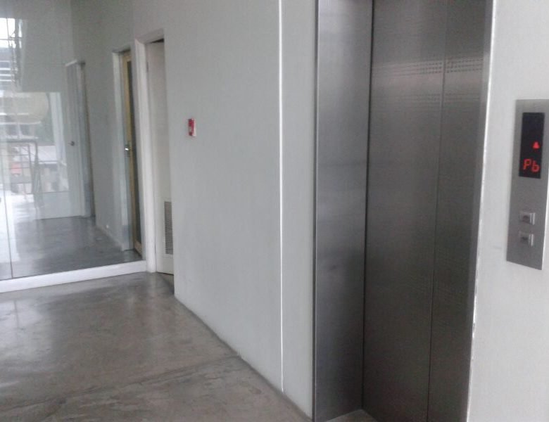 Calle 50 – San Francisco, Cerca SOHO Mall (A Pocos m de Cl 50): 200 m² Oficina Terminada