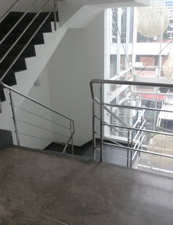 Calle 50 – San Francisco, Cerca SOHO Mall (A Pocos m de Cl 50): 200 m² Oficina Terminada