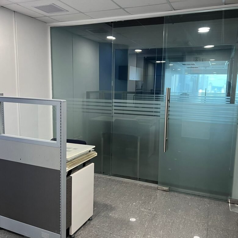 Punta Pacifica – Torre Premium: Comoda Oficina de 180 m², Oceanía