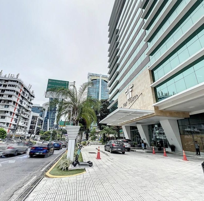 Para Estrenar, Medio Piso de Oficina: Calle 50, Torre Revolution (Tornillo)