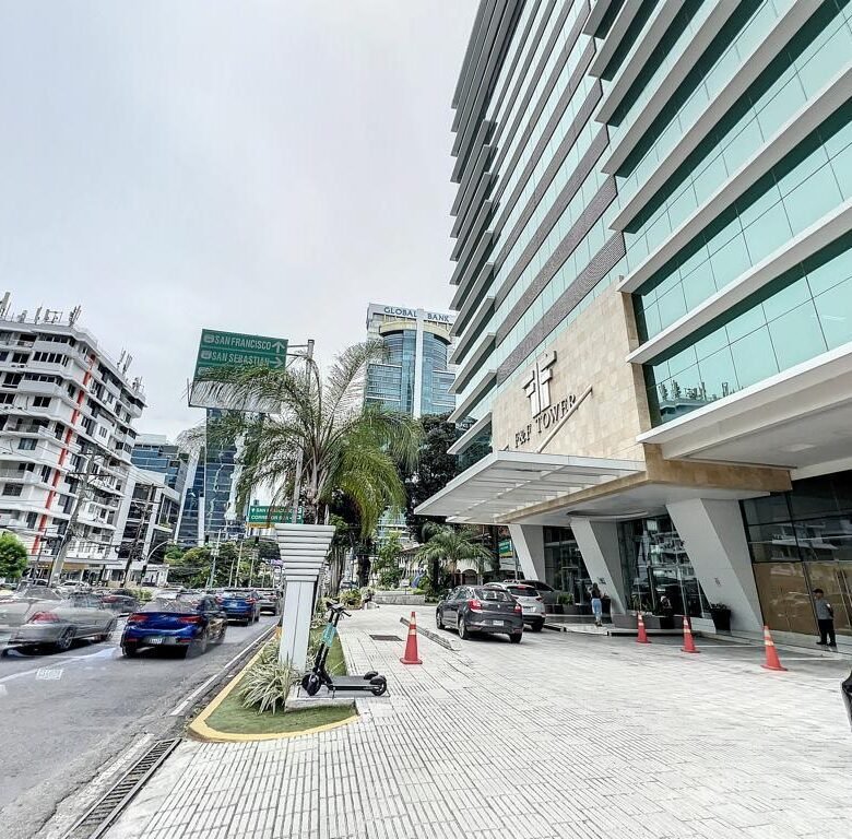 Oficina en San Francisco – El Tornillo, Torre F&f: Piso Alto, 156 m², Alquilada