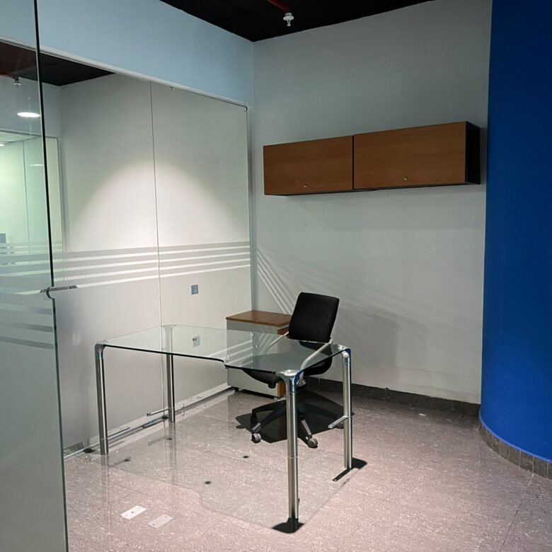 Punta Pacifica – Torre Premium: Comoda Oficina de 180 m², Oceanía