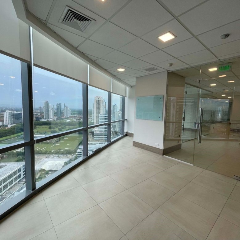 Cree Impacto – Su Empresa en Costa del Este, Torre Corporativa, 768 m², Moderna