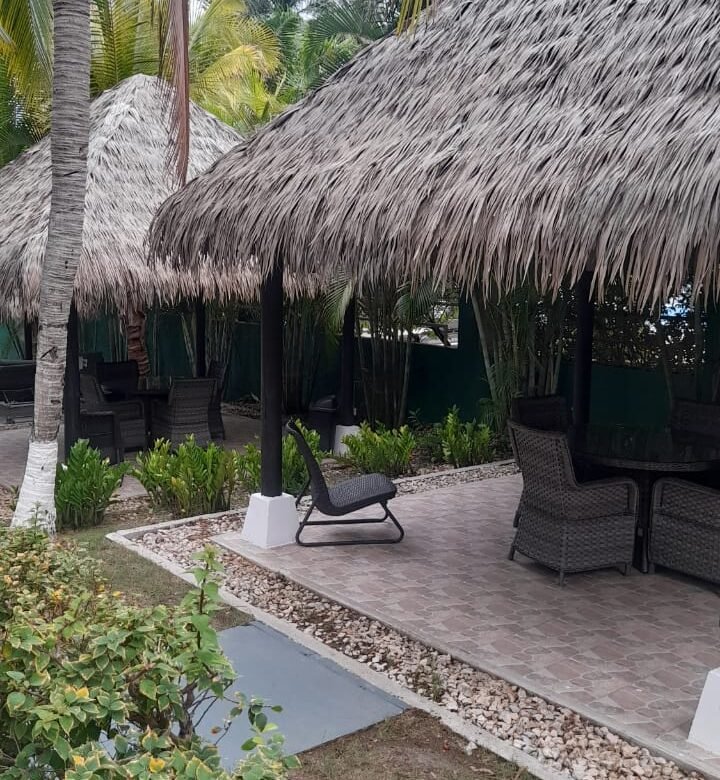 Casa Amoblada de Playa en Residencial Frente Al Mar – Coronado: Paradise Point