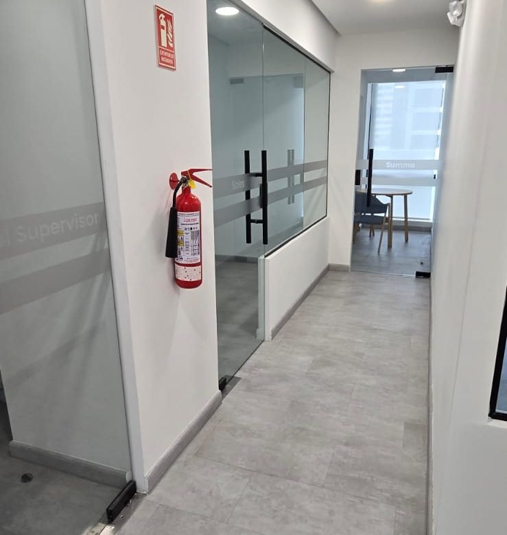 Marbella, Calle 50, Area Bancaria: Moderna, Amoblada, con Lobby y Mantenimiento Gratis