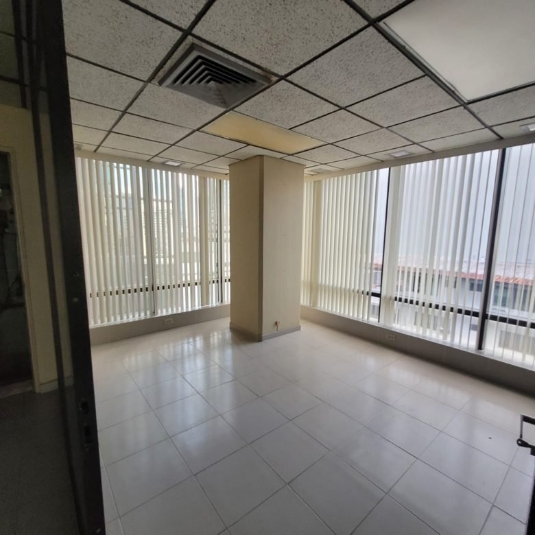 Oficina Comercial en Area Bancaria: Obarrio, Centro de La Ciudad