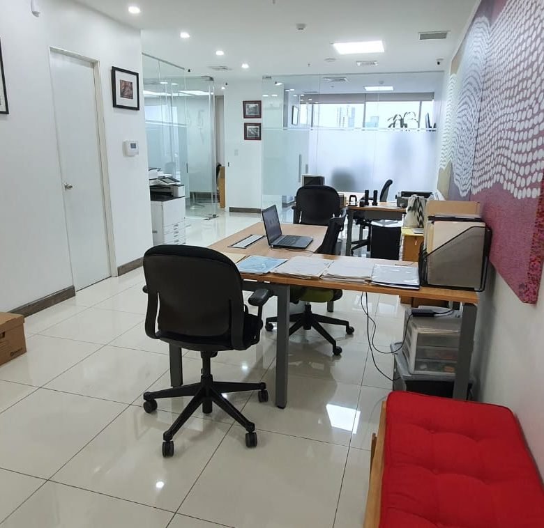 Area Bancaria / Obarrio: Oficina Amoblada, Atrium Tower, 2 Estacionamientos