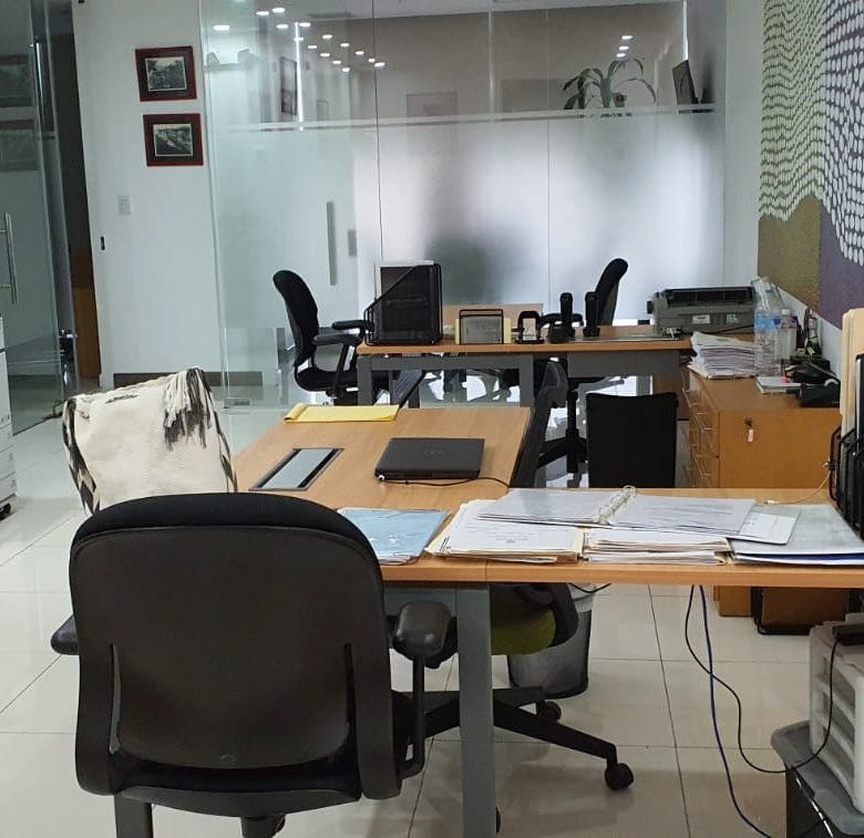 Area Bancaria / Obarrio: Oficina Amoblada, Atrium Tower, 2 Estacionamientos
