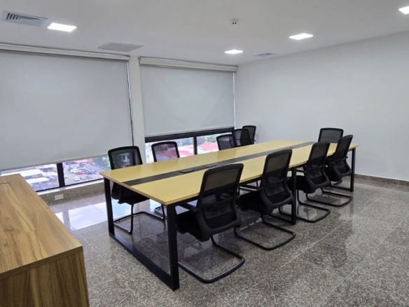 Marbella, Calle 50, Area Bancaria: Moderna, Amoblada, con Lobby y Mantenimiento Gratis