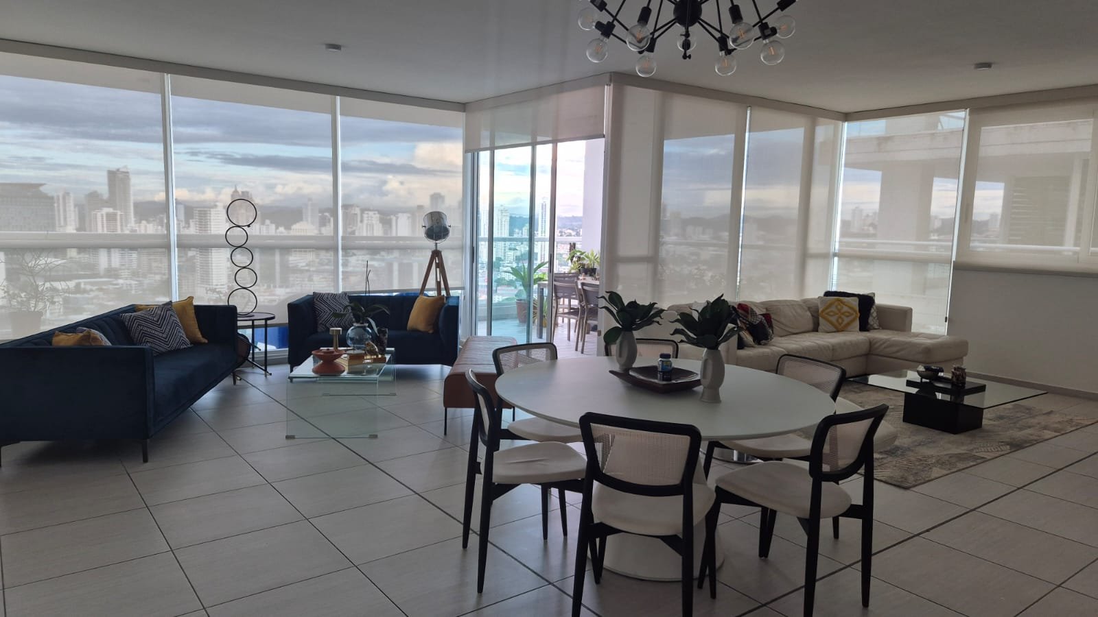 San Francisco – The Towers Residences: Apapartamento tipo Pent-House de 273 m², caminable a Mall Multi Plaza Pacific